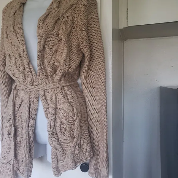 Women's The limited Beige/Khaki Sweater with Belt Size Large - Image 3