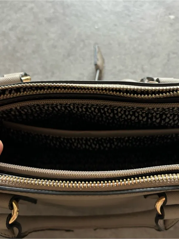 Tan purse - Image 5