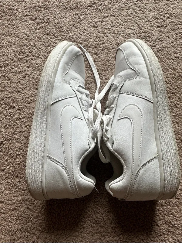 Nike Sneakers White Women’s Size 7.5 - Image 6