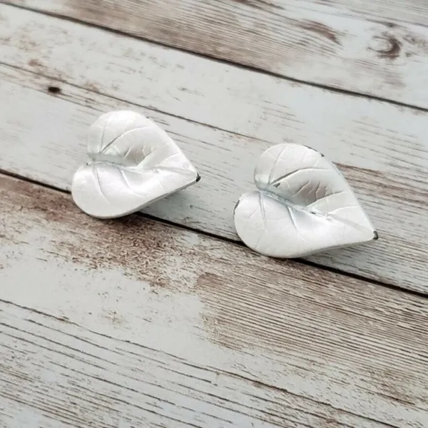 Vintage Clip On Earrings - Painted Silver Heart - 1 & 5/8" - Image 2