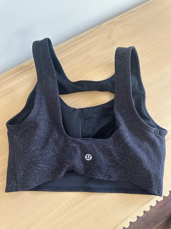 Lululemon Everlux Cut-Out Train Bra *Medium Support, B/C Cups Crunch Black 6 - Image 2