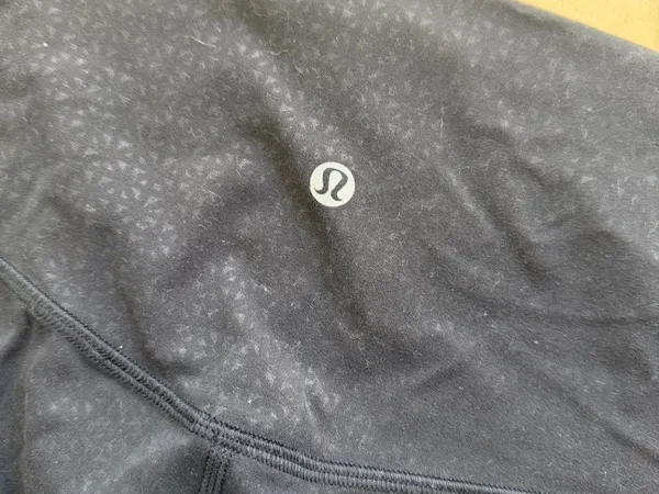LULULEMON Black Grey Charcoal Patterned Leggings Size 8 - Image 7