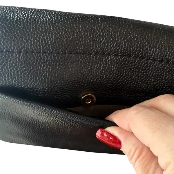 BRAND NEW ~ Small Black Textured Leather ? Cross Body Purse Shoulder Bag - Image 4