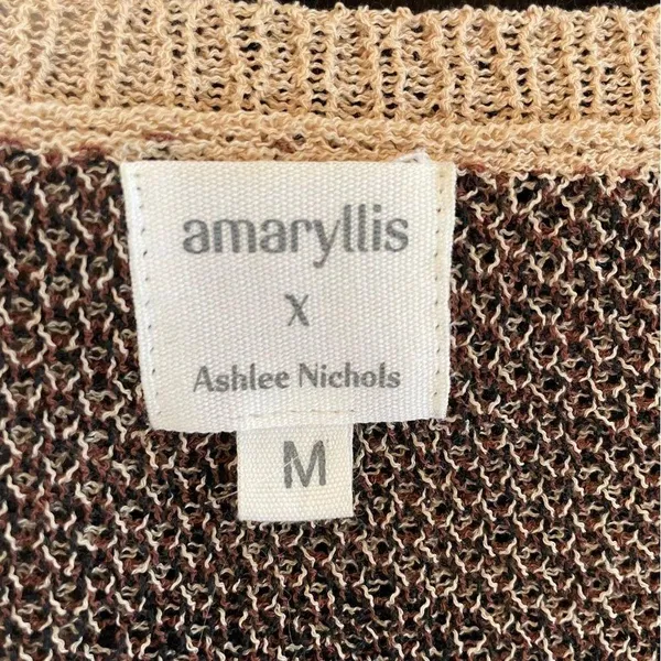 Amaryllis x Ashlee Nichols Leopard Stripe Oversized Lightweight Vneck Sweater M - Image 6