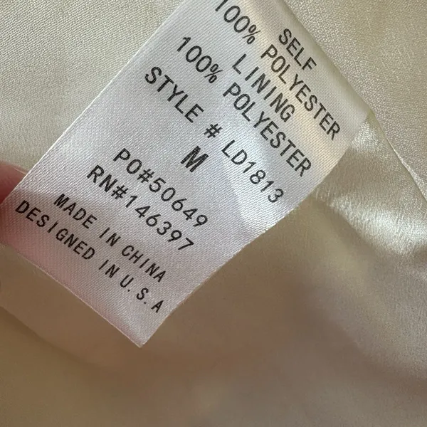 EBLuxe Cream Fitted Bodice Button Belted Ruffle Maxi Dress Size Medium - Image 10
