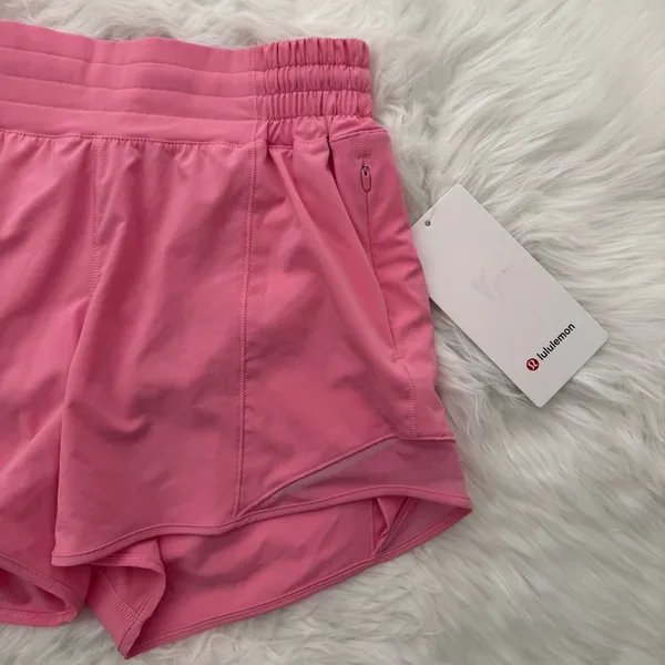 Lululemon Hotty Hot High Rise Lined Shorts 4" Candy Cloud Size 4 - Image 5