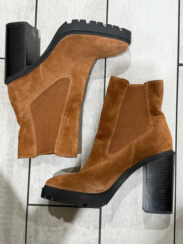 Chelsea & Violet Boots - Image 2