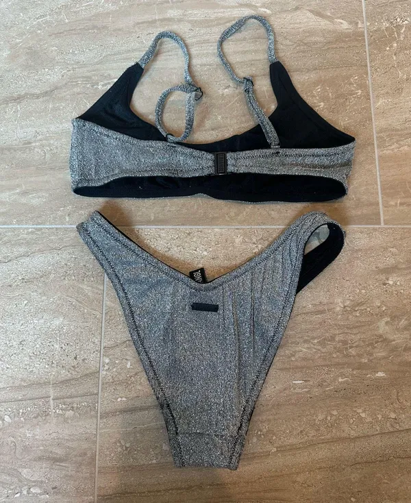 Triangl Bikini Set - Image 2