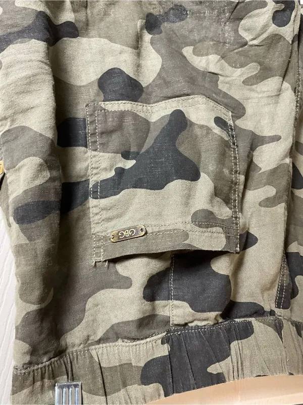 GBG Guess Linen Blend Camo Drawstring Utility Shorts woman’s Size M - Image 6