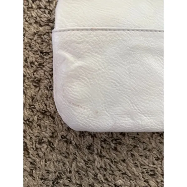 Elle Women's‎ White Clutch with Wristlet strap 10"x 6" - Image 5