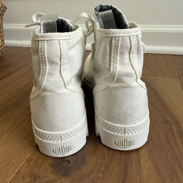 Palladium Pampa Hi Star White Chunky Lug Sole High Top Sneaker 7 - Image 6