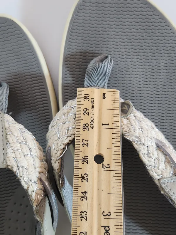 Sperry Parrotfish Gray and Cream Braided Flip Flops Size 9 - Image 9