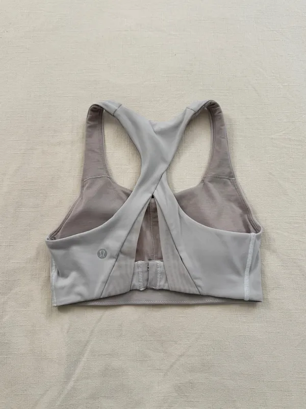 Lululemon Invigorate *High Support Sports Bra - White, Size 2 - Image 2