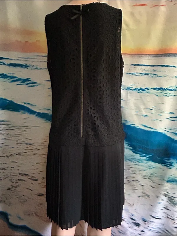 Loft Women’s Black Lace & Pleated Hem Sleeveless Dress SZ 6 NWT - Image 2