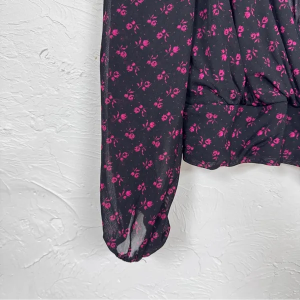 Free People Black Purple Floral Twist Front Blouse Womens M Boho Sheer Sleeve - Image 2