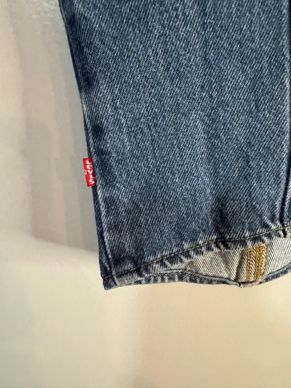 Levi's Blue Denim Button-Front Crop Top Size Small Slim Fit - Image 5
