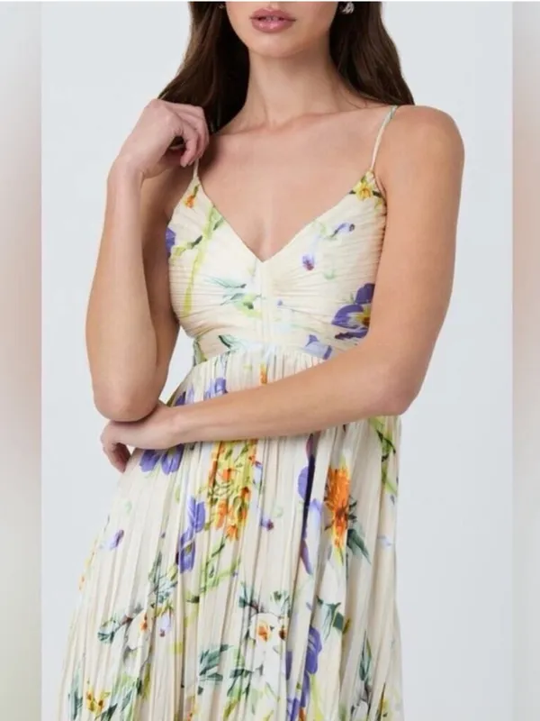 ASTR The Label Maeve Midi Dress in Multi Floral S - Image 3