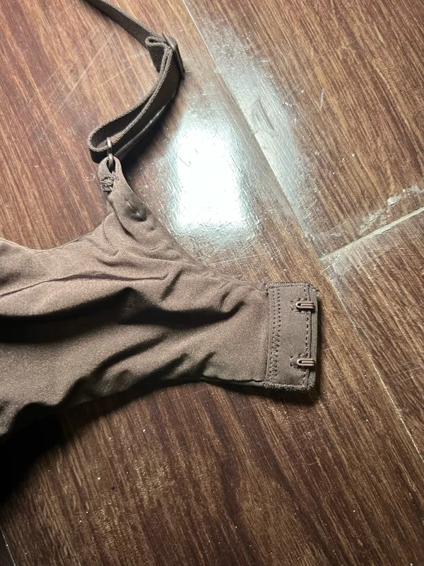 Skims Wireless Form Super Push Up Brown Bra Size 34DD - Image 6