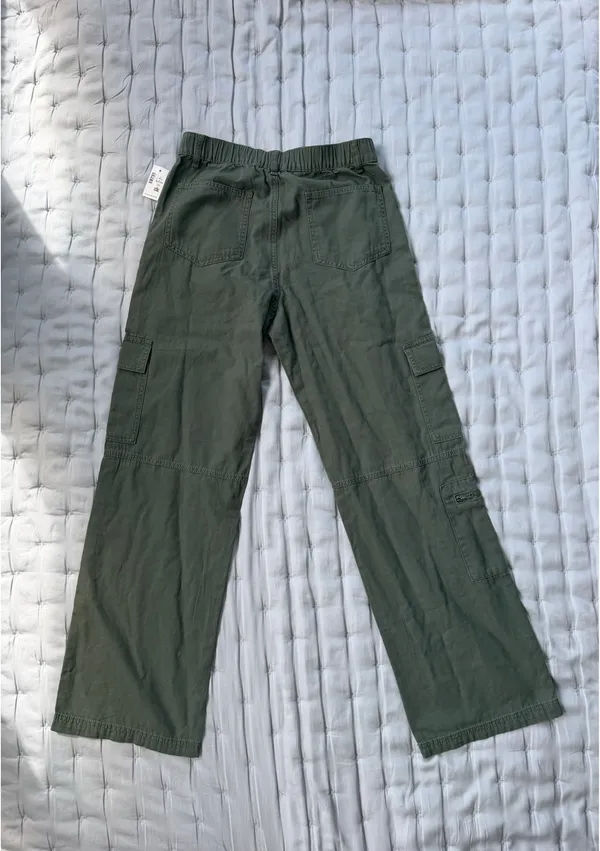 Green Aeropostale Cargo Pants - Image 2
