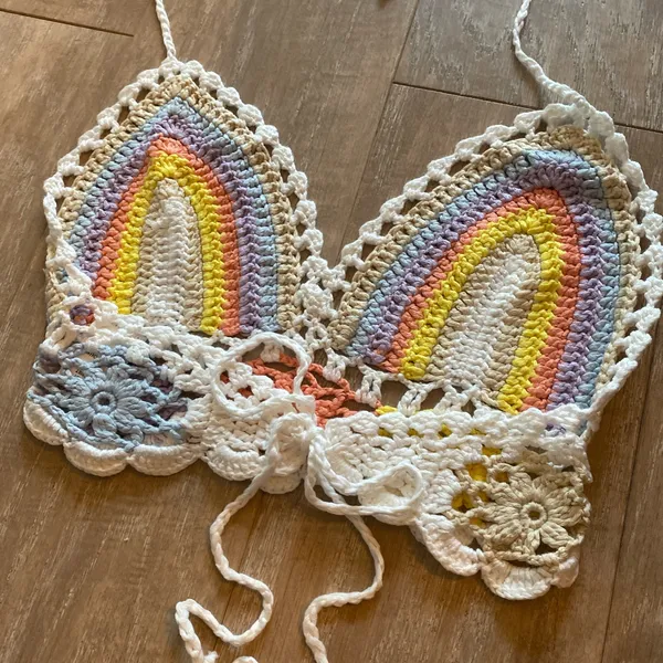 Crochet knit pastel rainbow crop top S NEW - Image 4