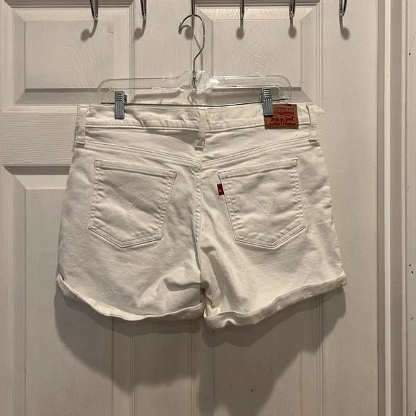 Levis Womens Mid Length Shorts Size 31 White Denim Cuffed Stretch Clean Girl - Image 4