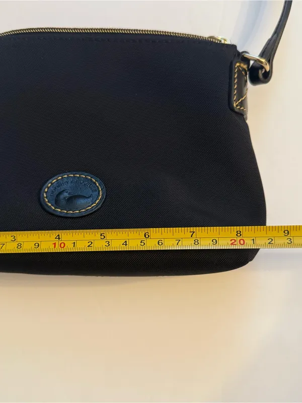 Dooney & Bourke Black Crossbody Bag with Adjustable Strap Like New - Image 7