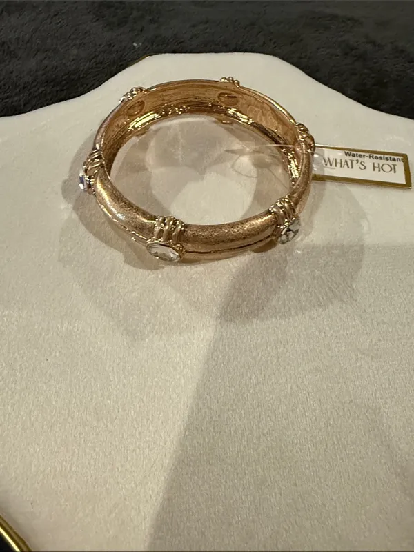 Gold - Image 2