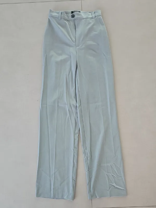 Pull&Bear Wide-Leg Trousers in Light Sage Size 0 - Image 2