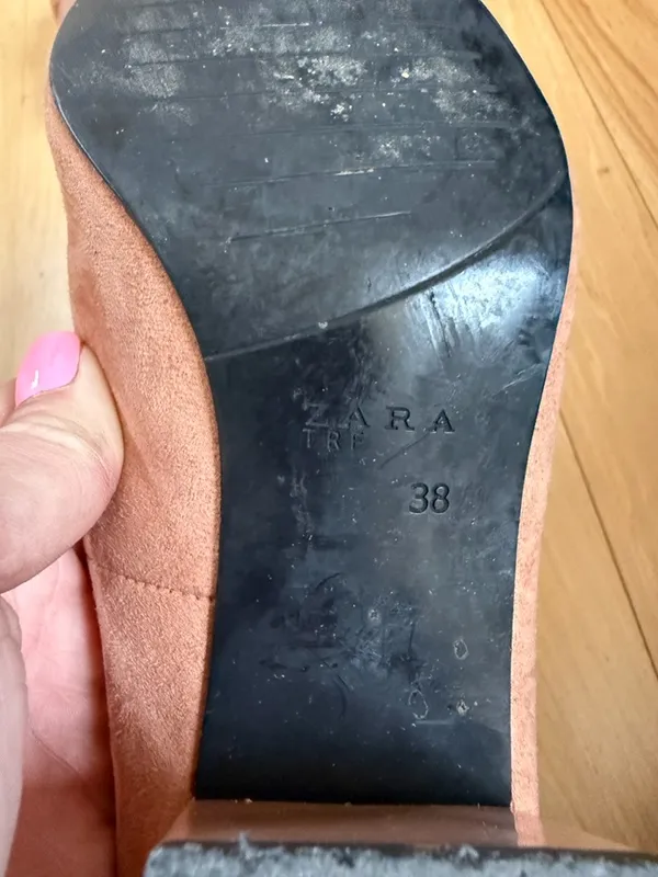 Zara Pink Suede Heels  - Image 6
