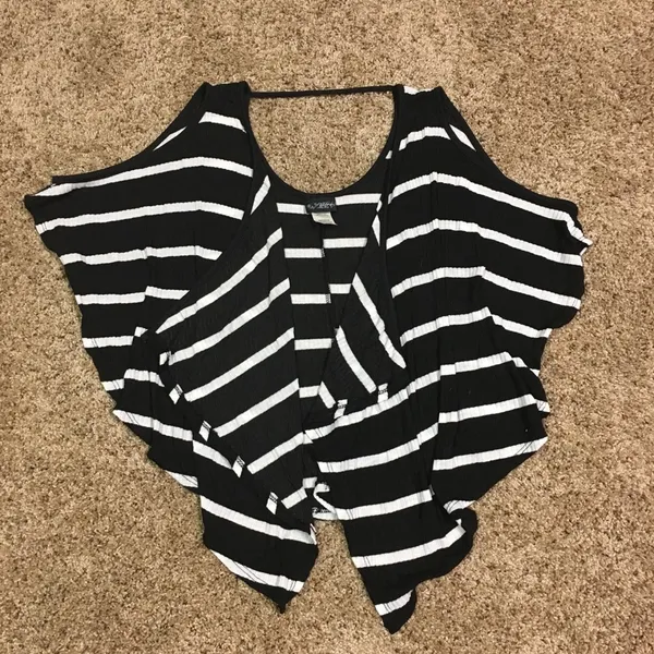 Daytrip Cold Shoulder Vest - Small - Image 3
