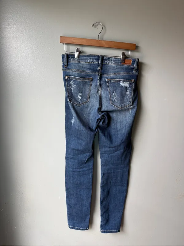 Judy Blue Leopard Patch Distressed Skinny Jeans Size 5/27 - Image 7