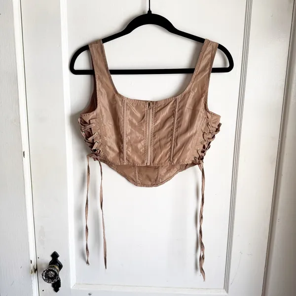 Halfheart Side Lace Up Bustier Crop Going Out Top Sexy Renaissance Feminine M - Image 6