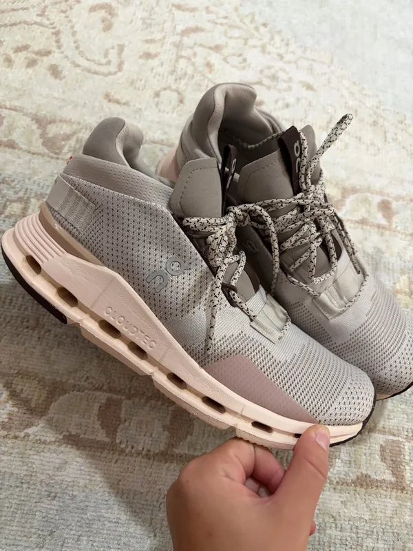 On Cloud Shoes - Image 3