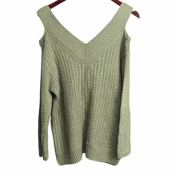 Per Se by Carlisle V-Neck Army Green Sweater L‎ - Image 4