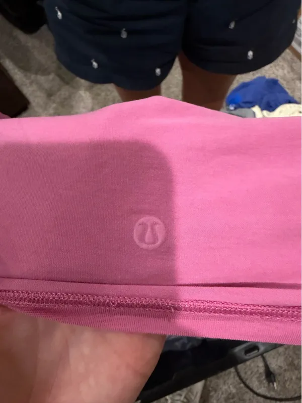Lululemon cropped shirt - Image 2