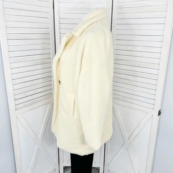 Pretty Little Thing Faux Sherpa Double Breasted Teddy Coat Cream 10 Borg‎ Lapel - Image 4