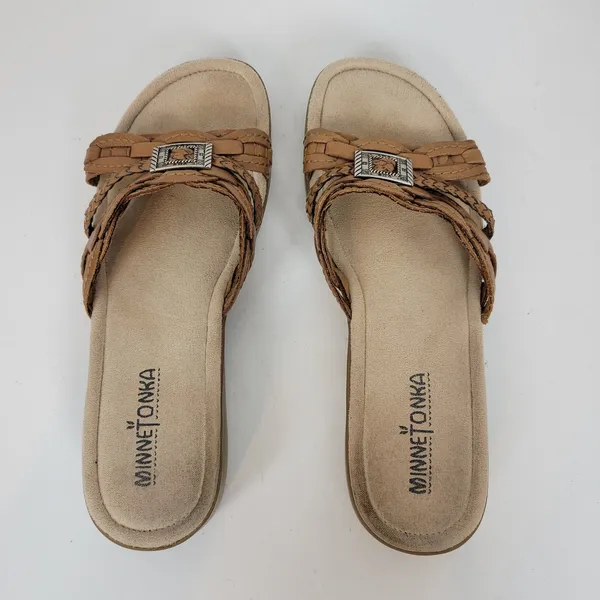 Minnetonka Women's Sandals 8 Tan Medallion Leather Flat Comfort Slides Slip On - Image 3