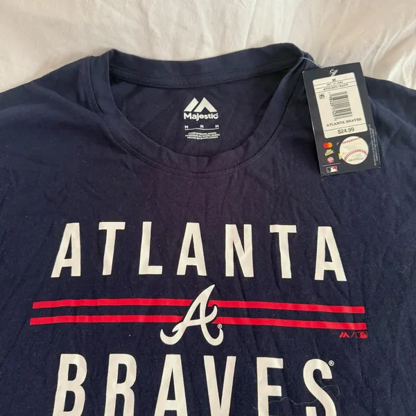 NWT new Majestic Atlanta Braves tshirt size medium - Image 3