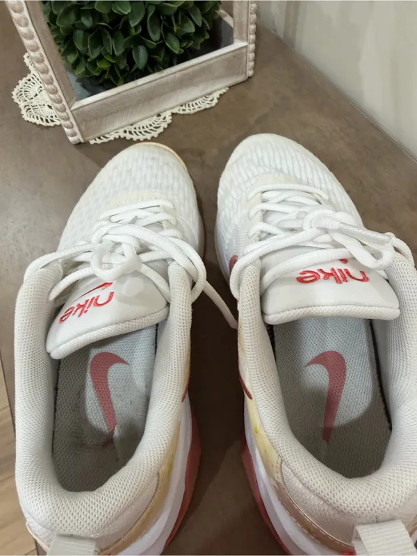 Nike White Sneakers with Coral Swoosh - Image 4
