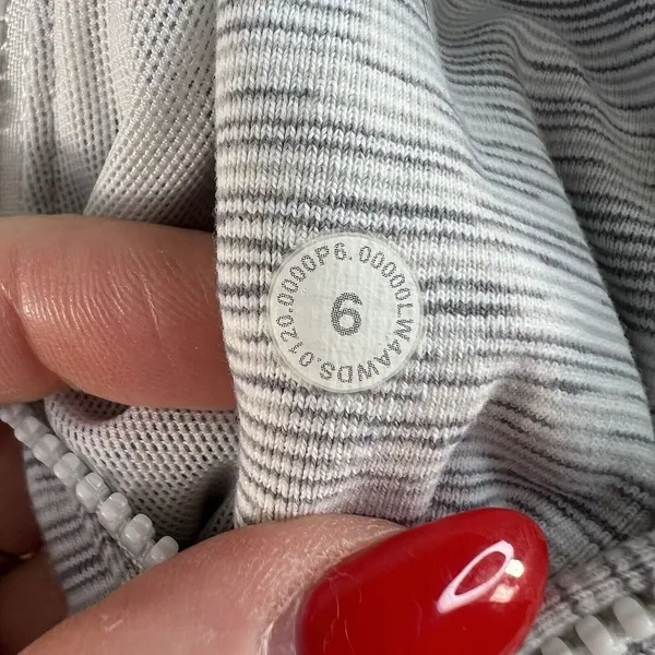 Lululemon Size 6 Define Jacket Space Dye Camo White Silver Spoon Luon‎ Stretch - Image 6