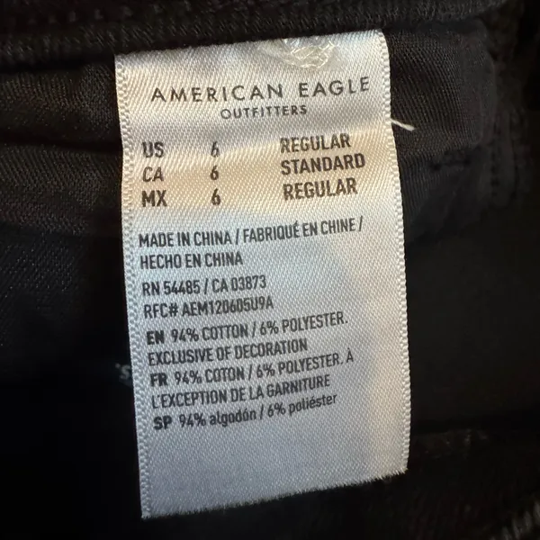 NWT American Eagle Outfitters Mom Straight Black Jeans size 6 - Image 15