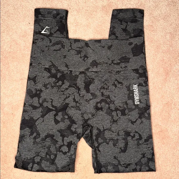 Gymshark Dark Grey Camo Butt Scrunch Leggings - Image 2