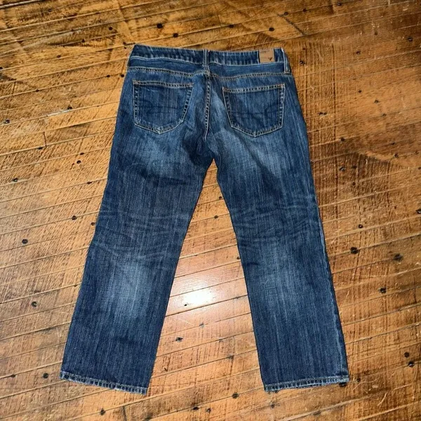 American Eagle boy fit dark wash sz 4 cropped normcore jeans - Image 3