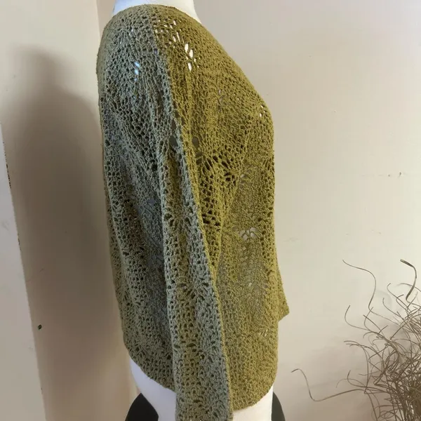 Forenza Vintage whimsical crochet knit green fairy top size M - Image 2