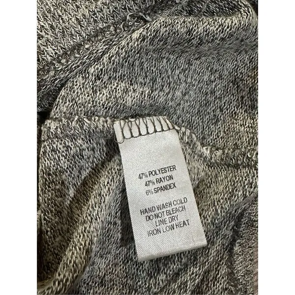 Lulu’s Basic Heathered Gray relaxed fit Knit Blouse Long Sleeve V‎ Neck Hi Lo sz - Image 6