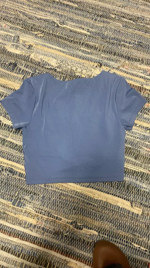 OFFLINE by Aerie real me cropped top blue square neck short sleeve small - Image 3