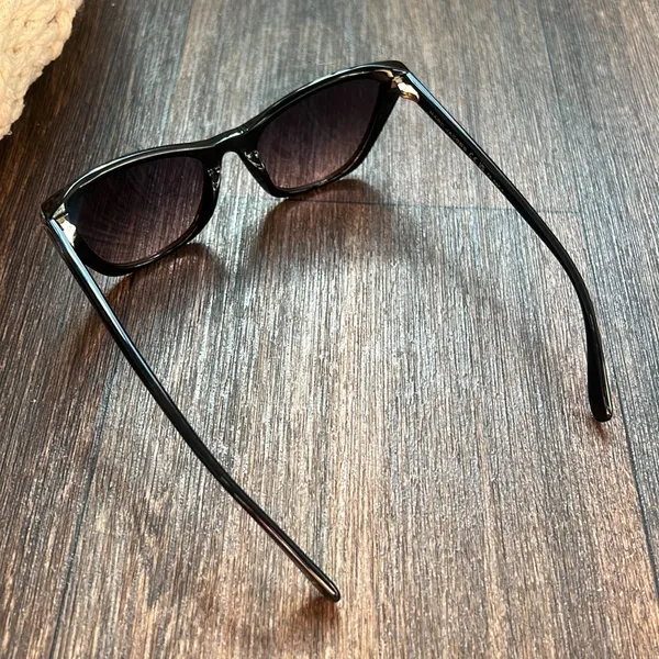 Marc Jacobs  MJ1095 Sunglasses - Image 3