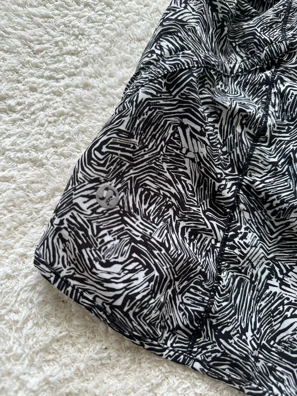 Lululemon Track That MR Lined Short 5" - Image 3