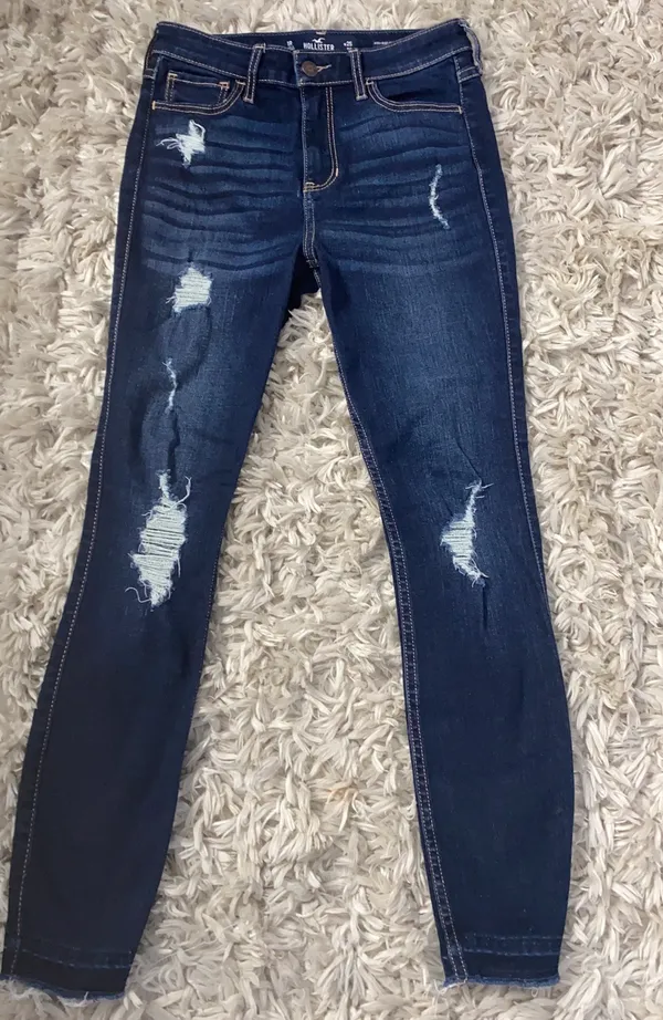 Hollister Jeans - Image 2