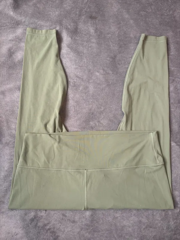 Lululemon Align Pant 28" Rosemary Green Size 20 - Image 2